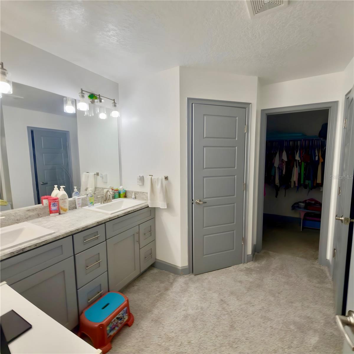 Image 34 of 41 For 16 Powder Lane