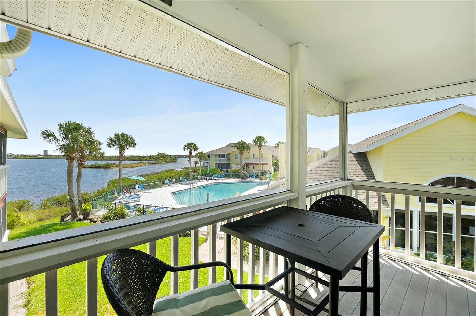 Image 25 of 41 For 611 Ocean Marina Drive 611