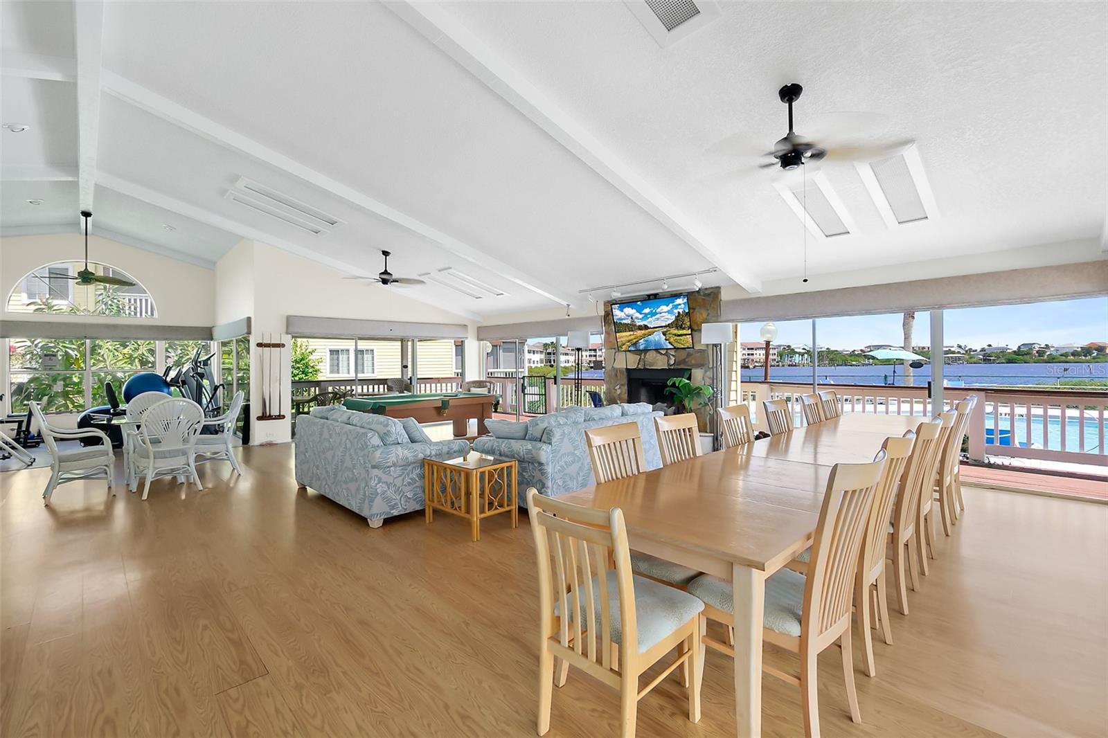Image 31 of 41 For 611 Ocean Marina Drive 611