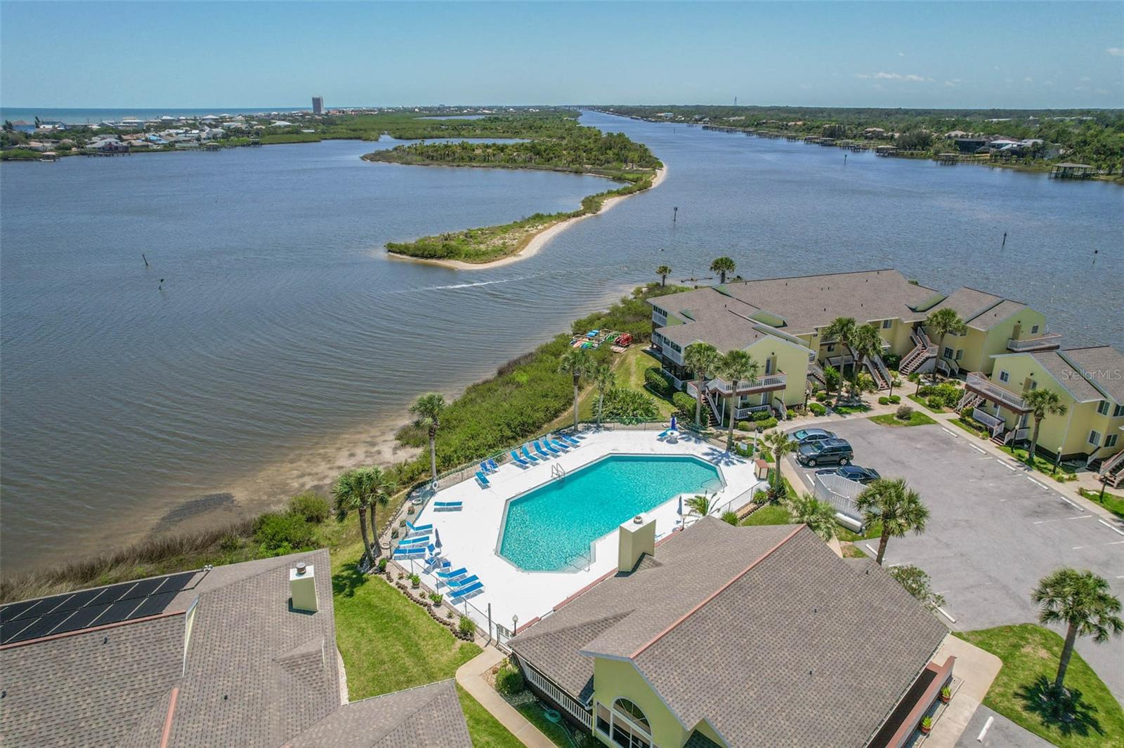 Image 36 of 41 For 611 Ocean Marina Drive 611