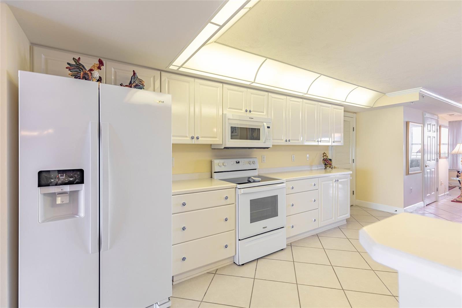 Image 18 of 49 For 3425 Atlantic Avenue 1503