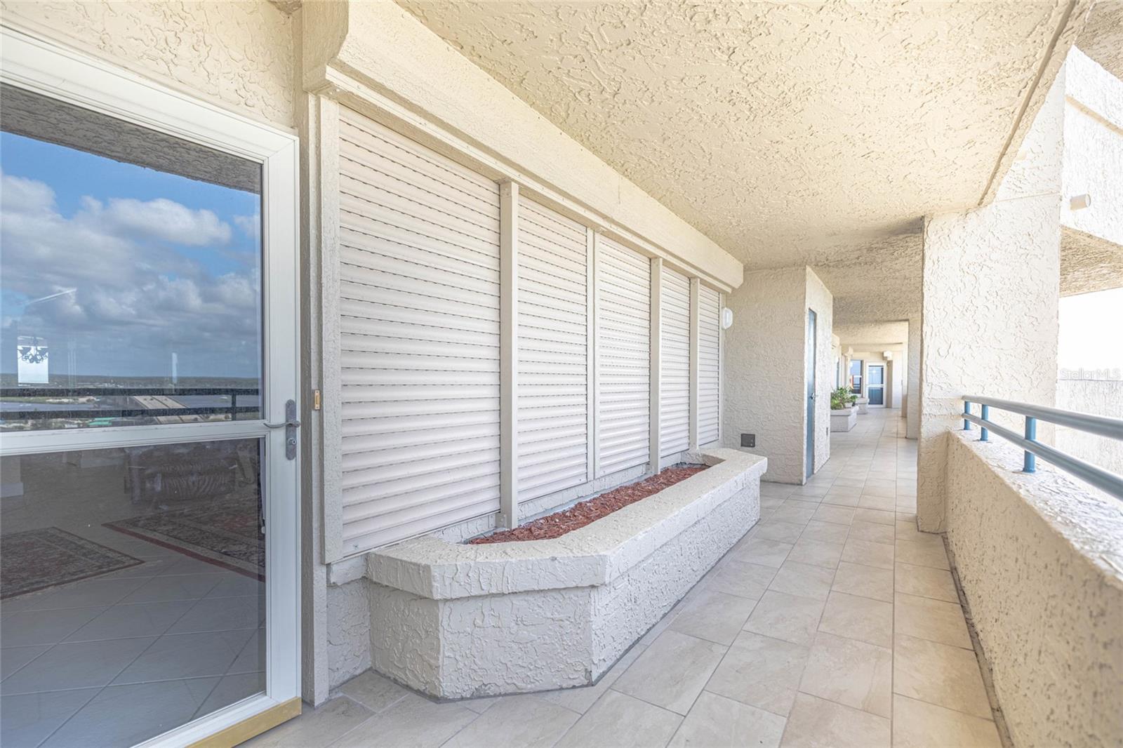Image 8 of 49 For 3425 Atlantic Avenue 1503