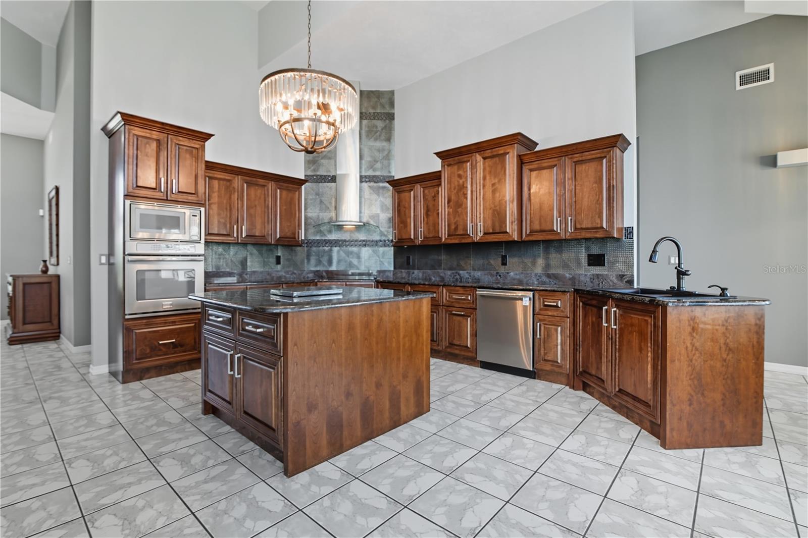 Image 12 of 61 For 16 Julie Drive