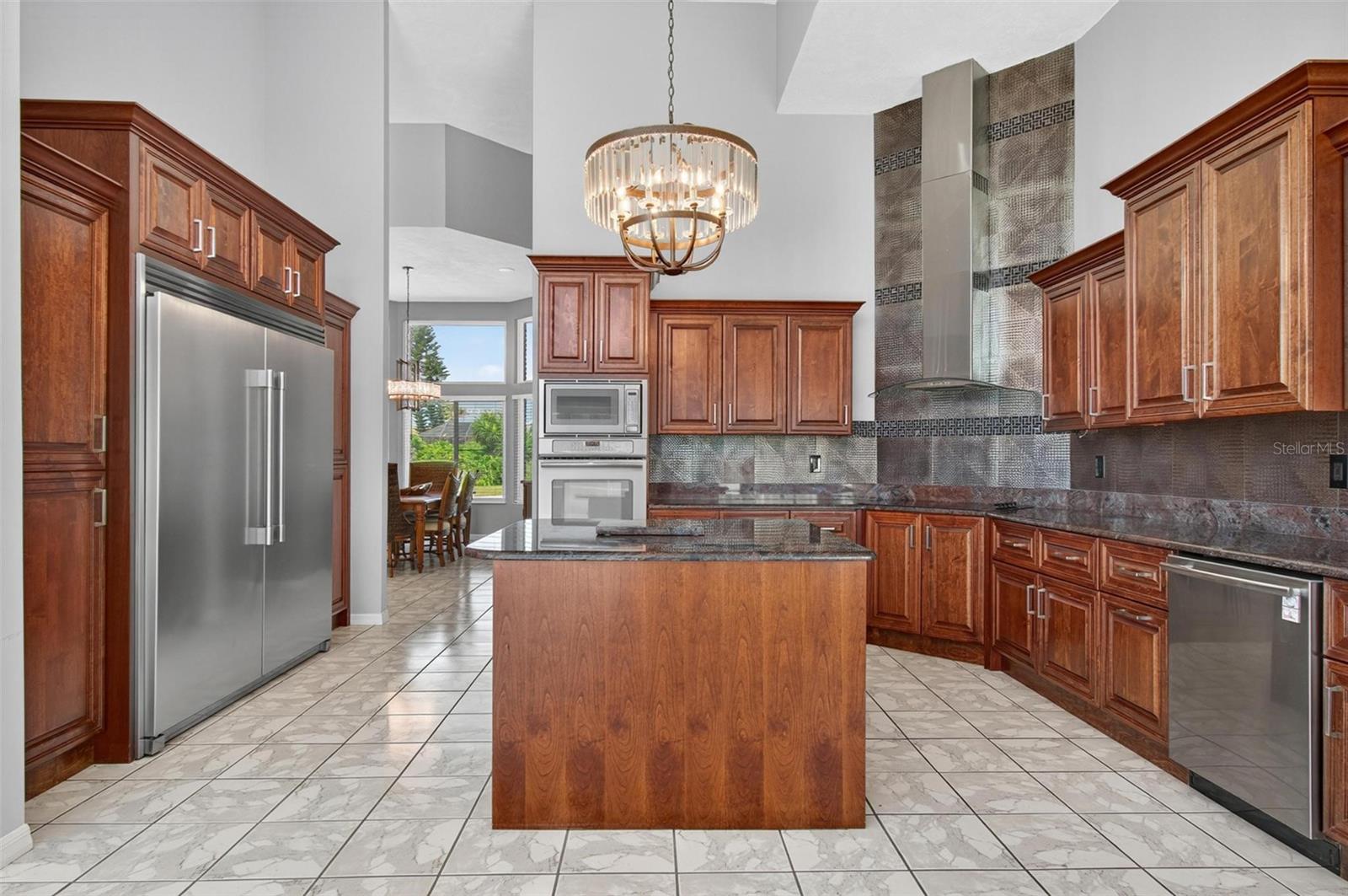 Image 14 of 61 For 16 Julie Drive