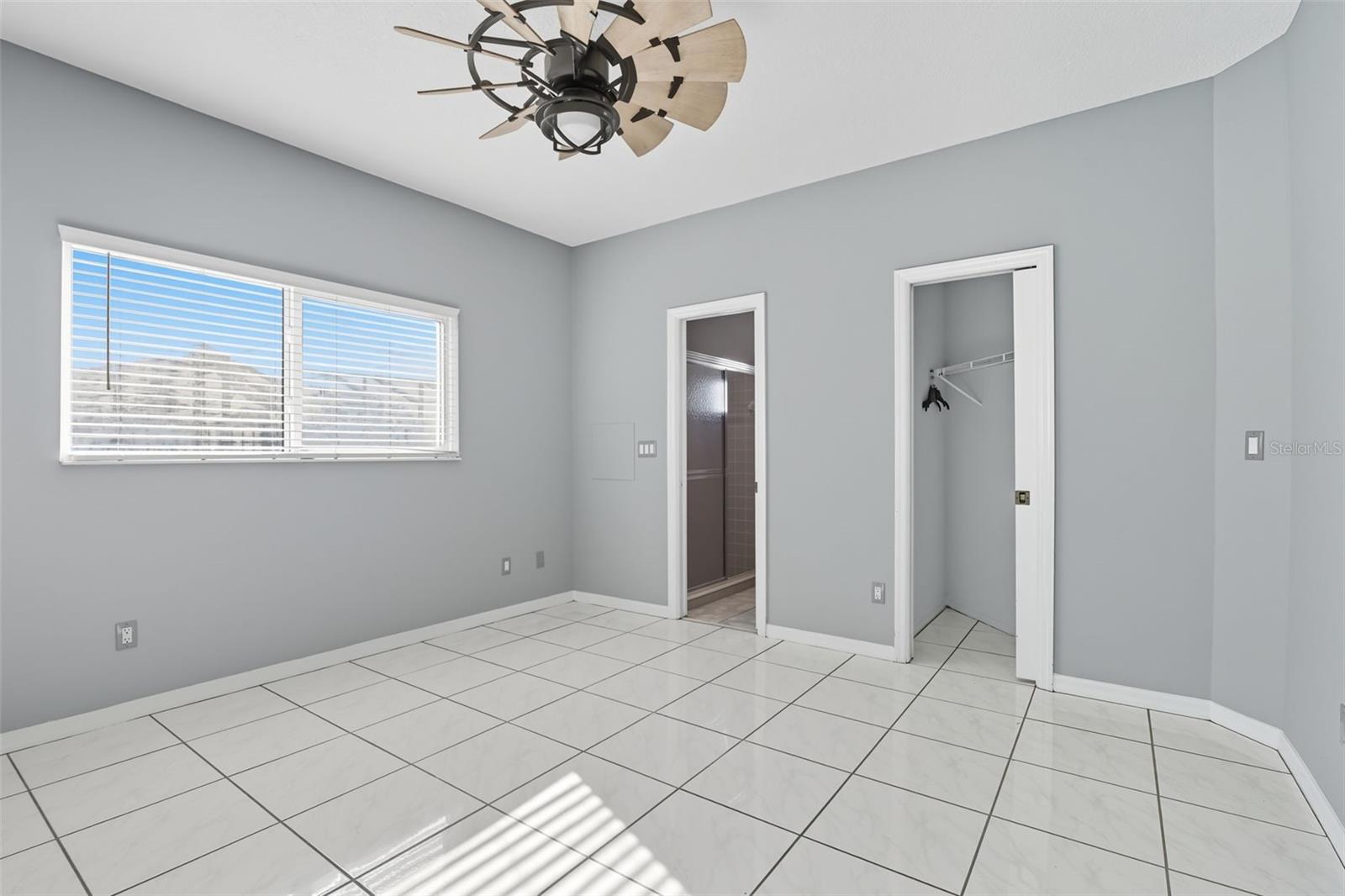 Image 40 of 61 For 16 Julie Drive