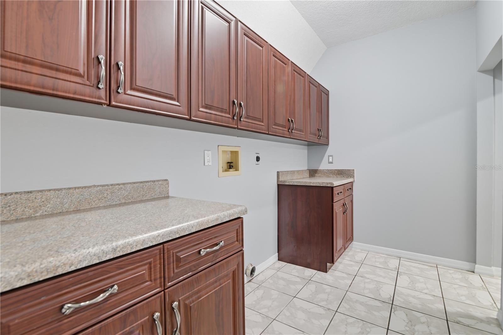 Image 48 of 61 For 16 Julie Drive