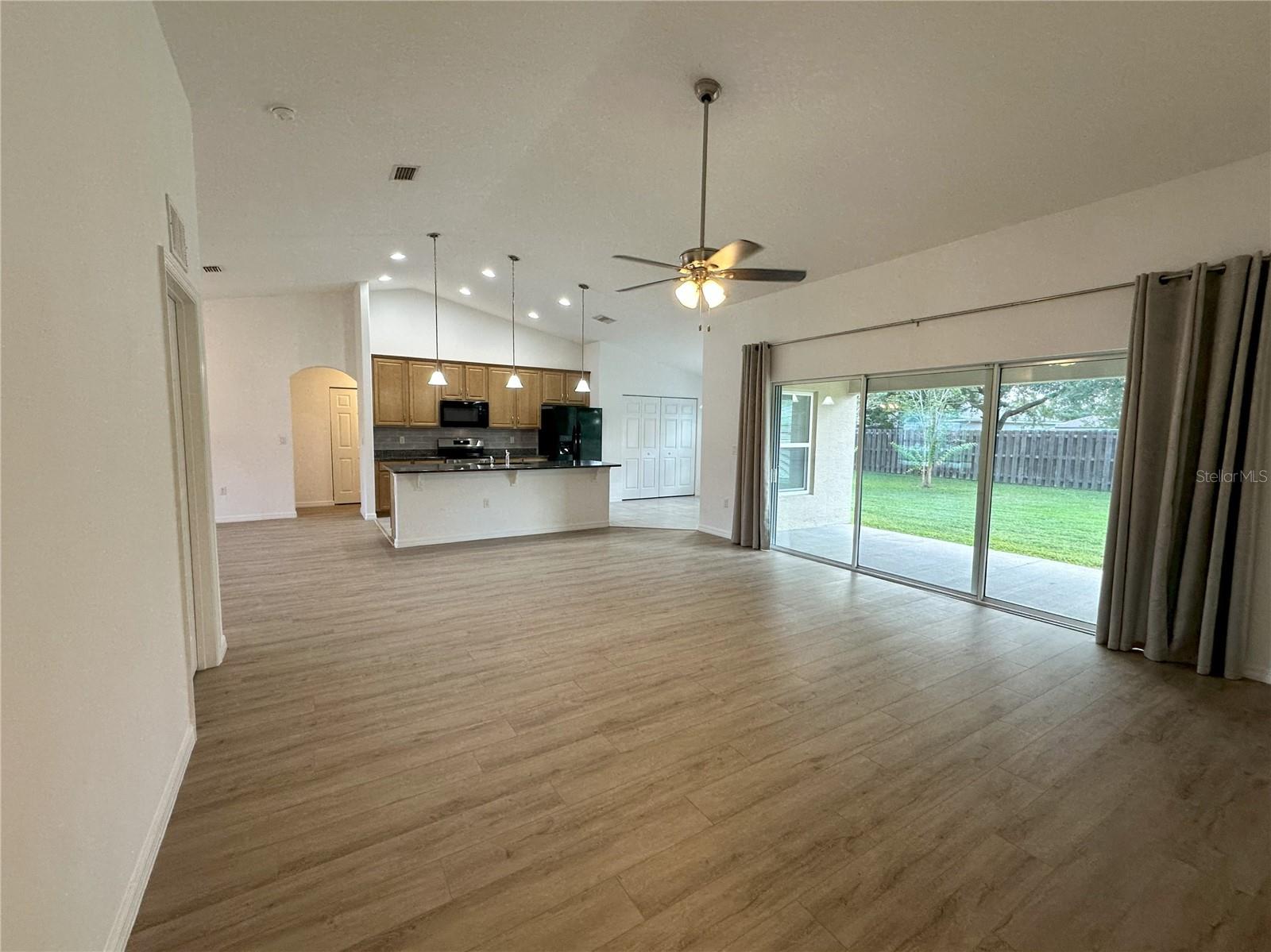 Image 10 of 31 For 37 Bud Shire Lane