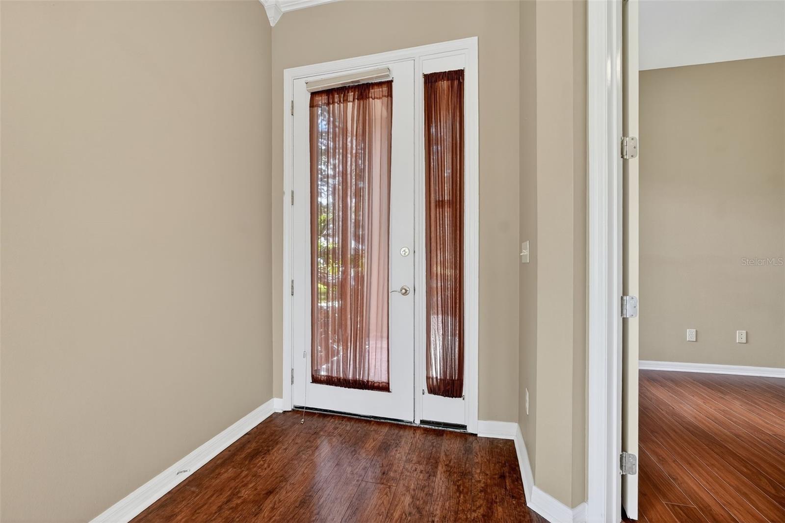 Image 13 of 38 For 1300 Hansberry Lane