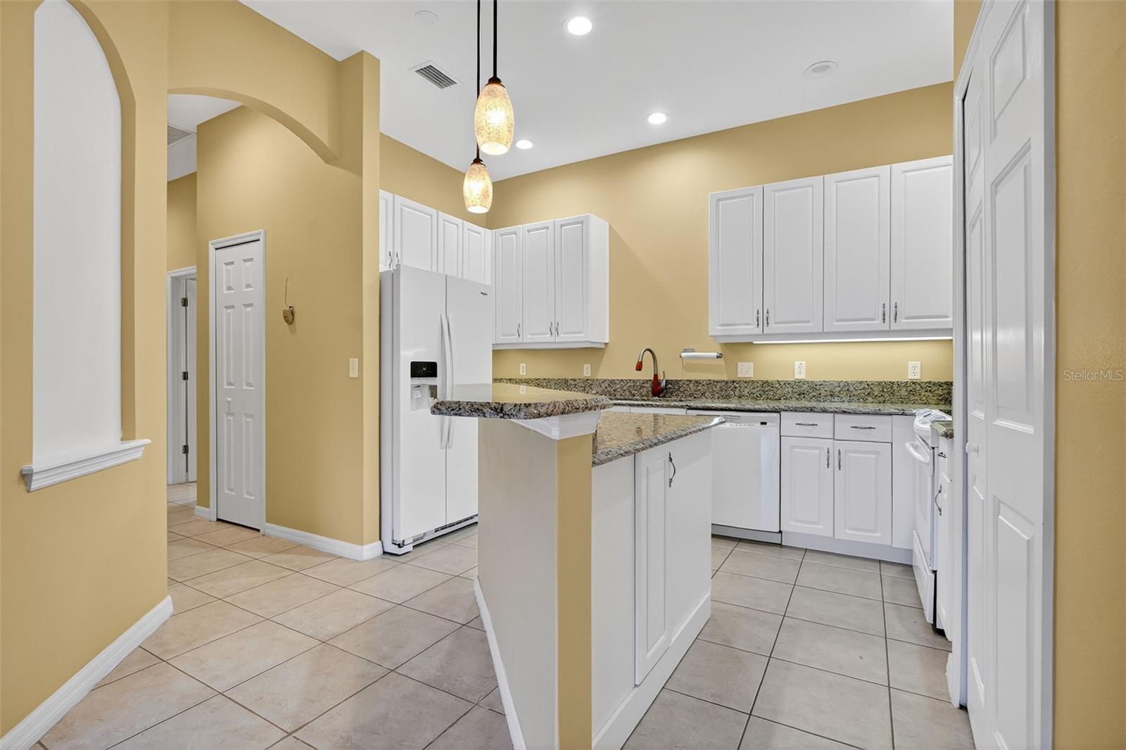 Image 15 of 38 For 1300 Hansberry Lane
