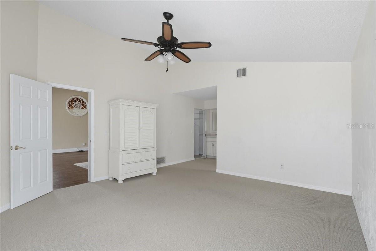 Image 43 of 65 For 5 Nantucket Drive