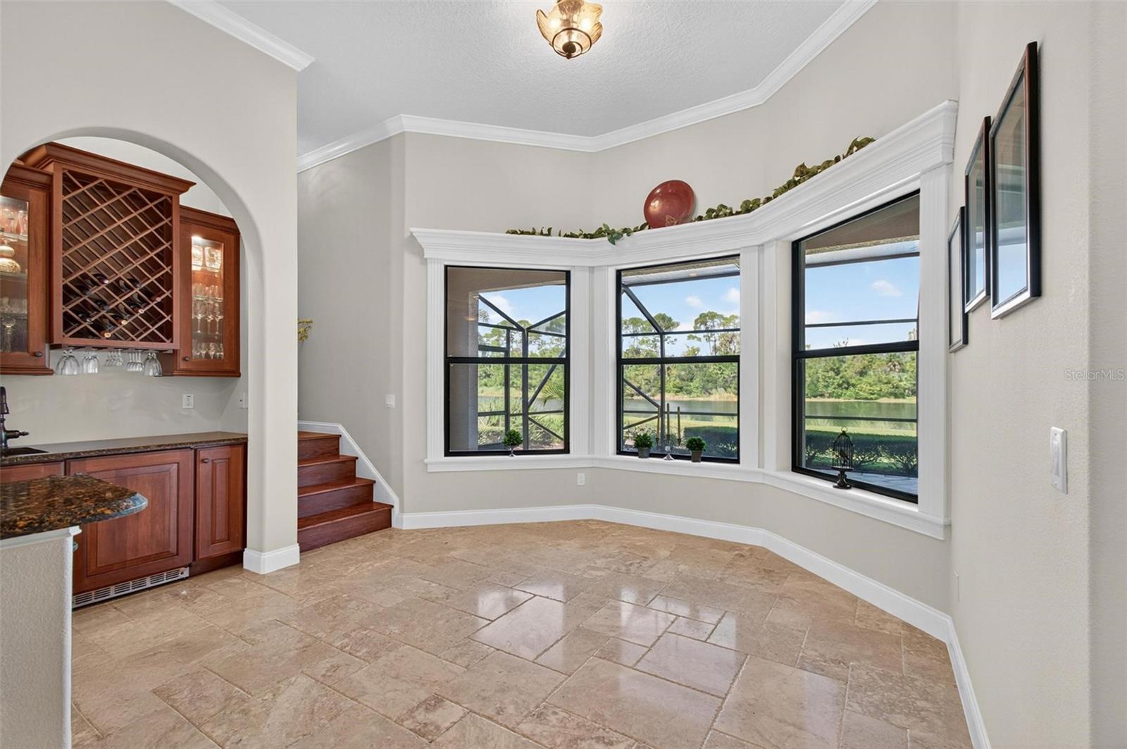 Image 12 of 51 For 202 Willow Oak Way