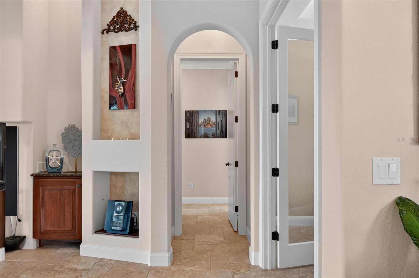 Image 19 of 51 For 202 Willow Oak Way