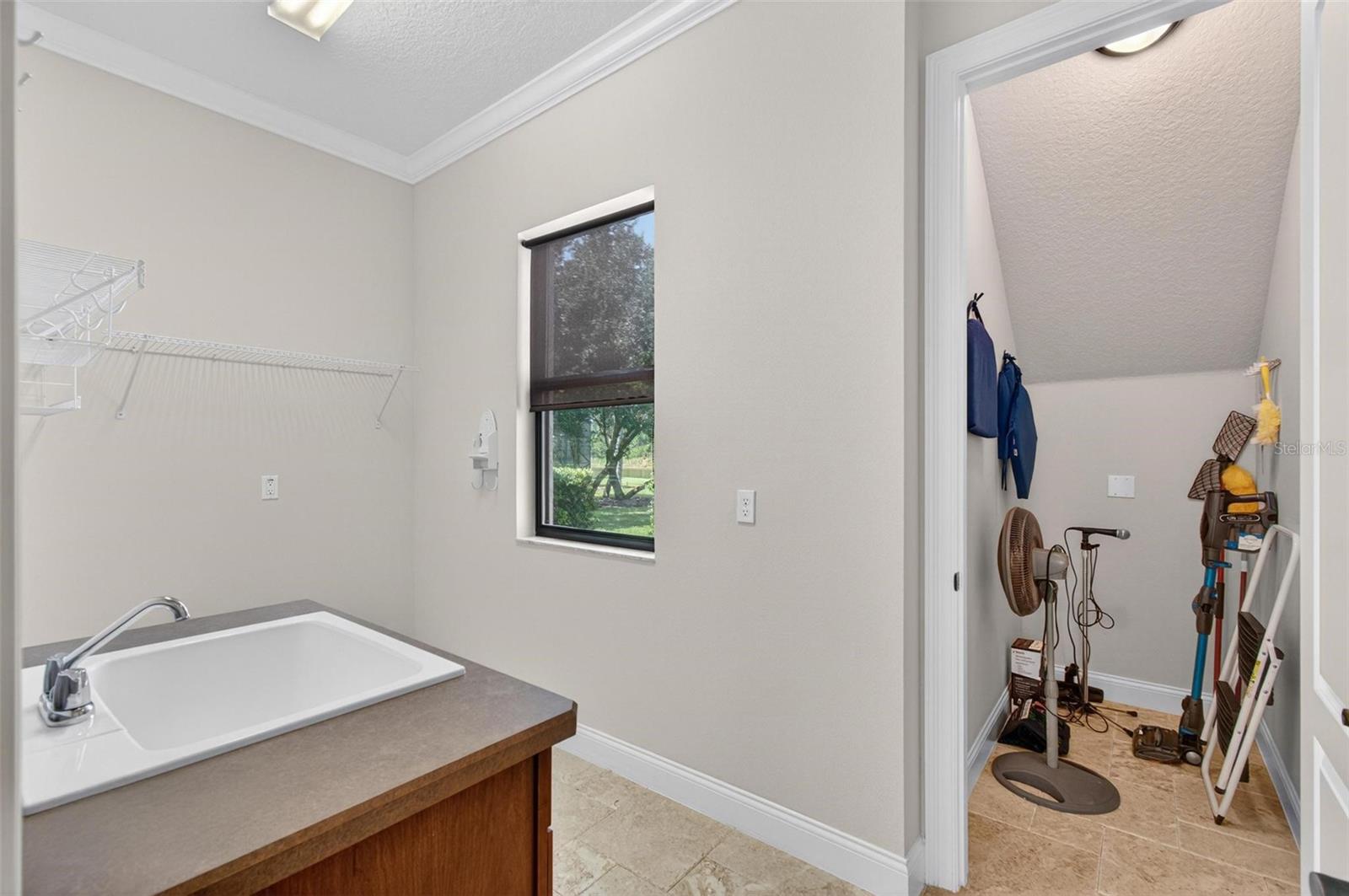Image 30 of 51 For 202 Willow Oak Way