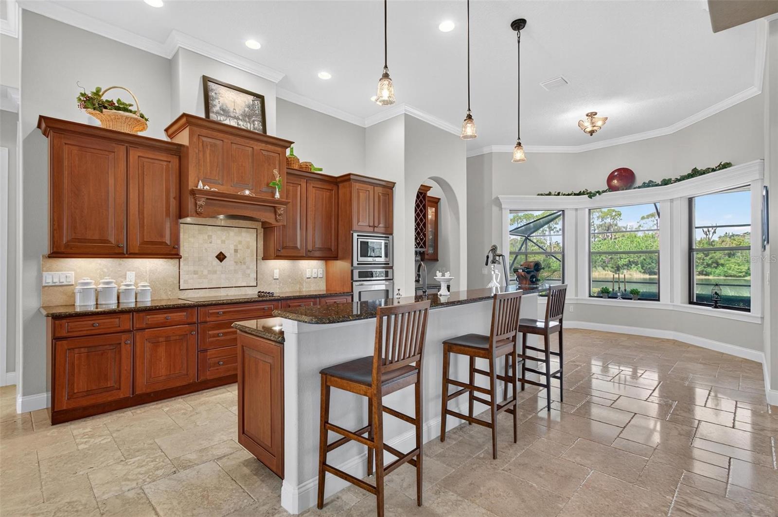 Image 9 of 51 For 202 Willow Oak Way