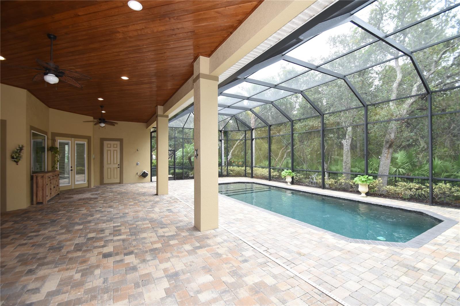 Image 40 of 47 For 7 Spanish Moss Court