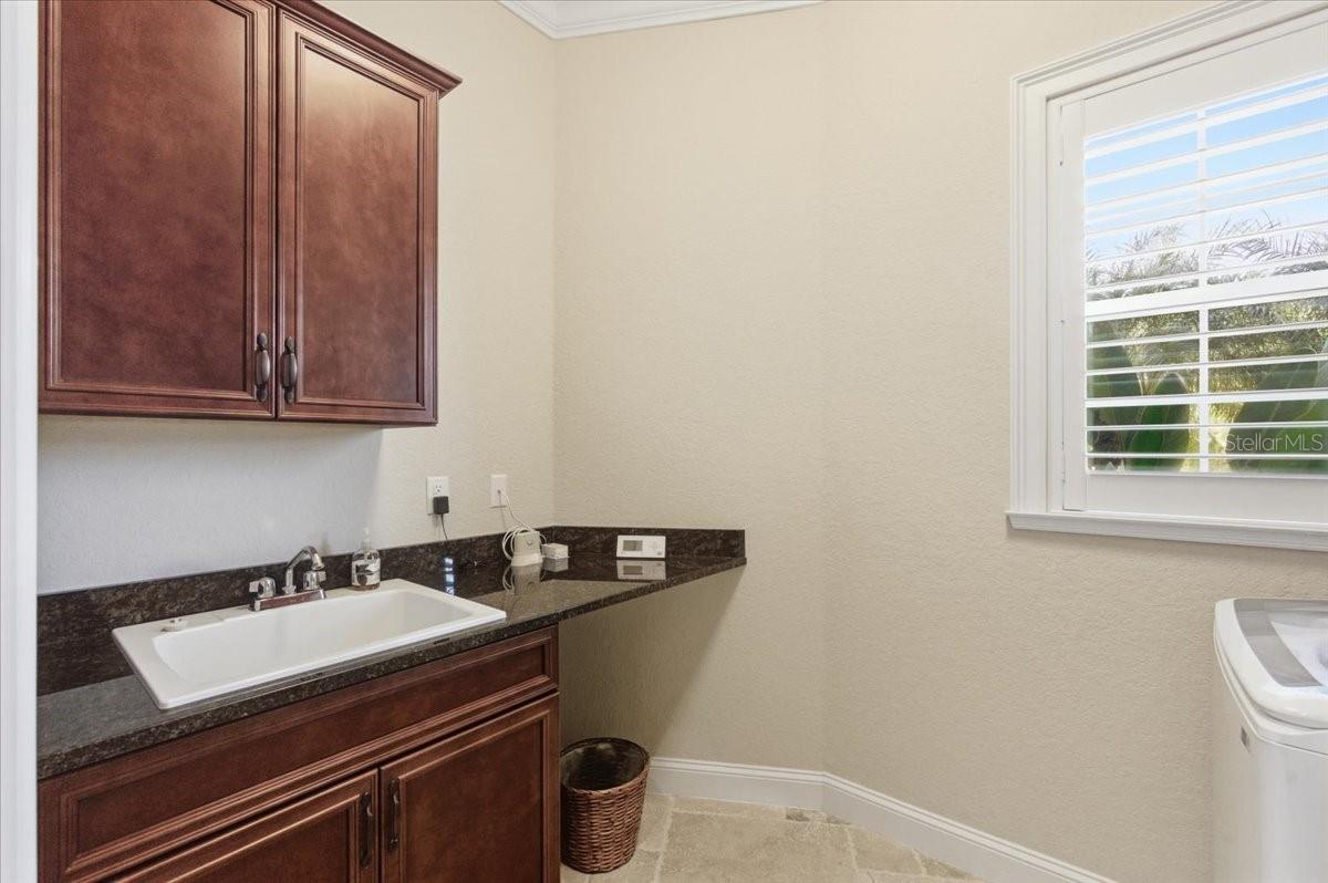 Image 48 of 66 For 7 Spanish Moss Court