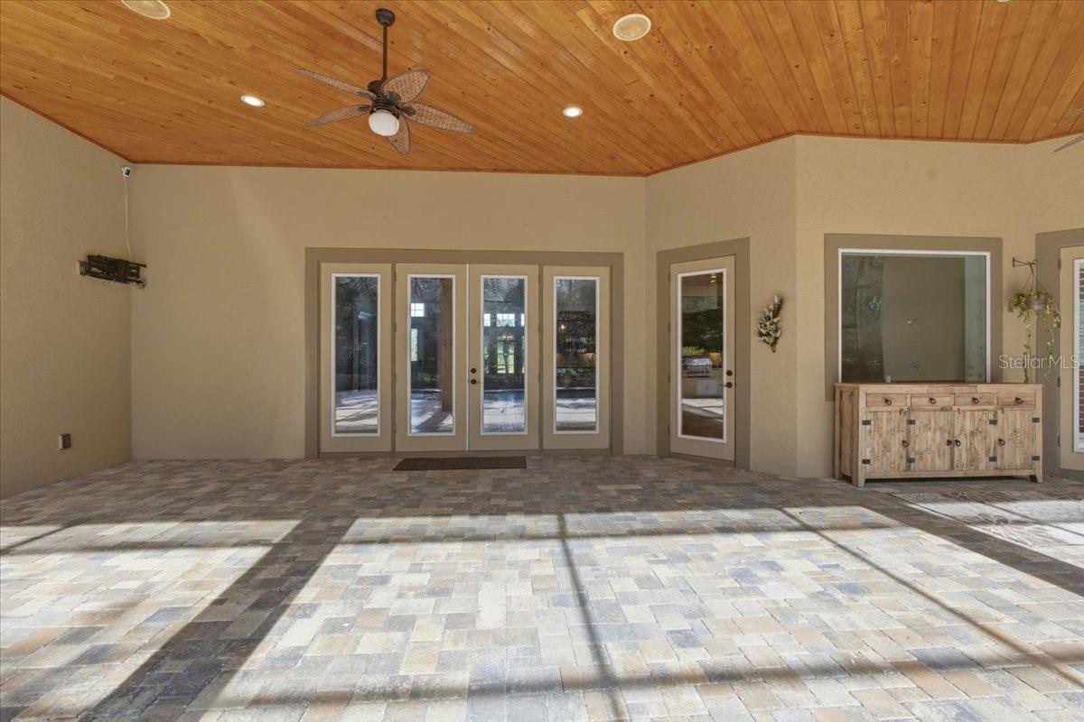 Image 53 of 66 For 7 Spanish Moss Court