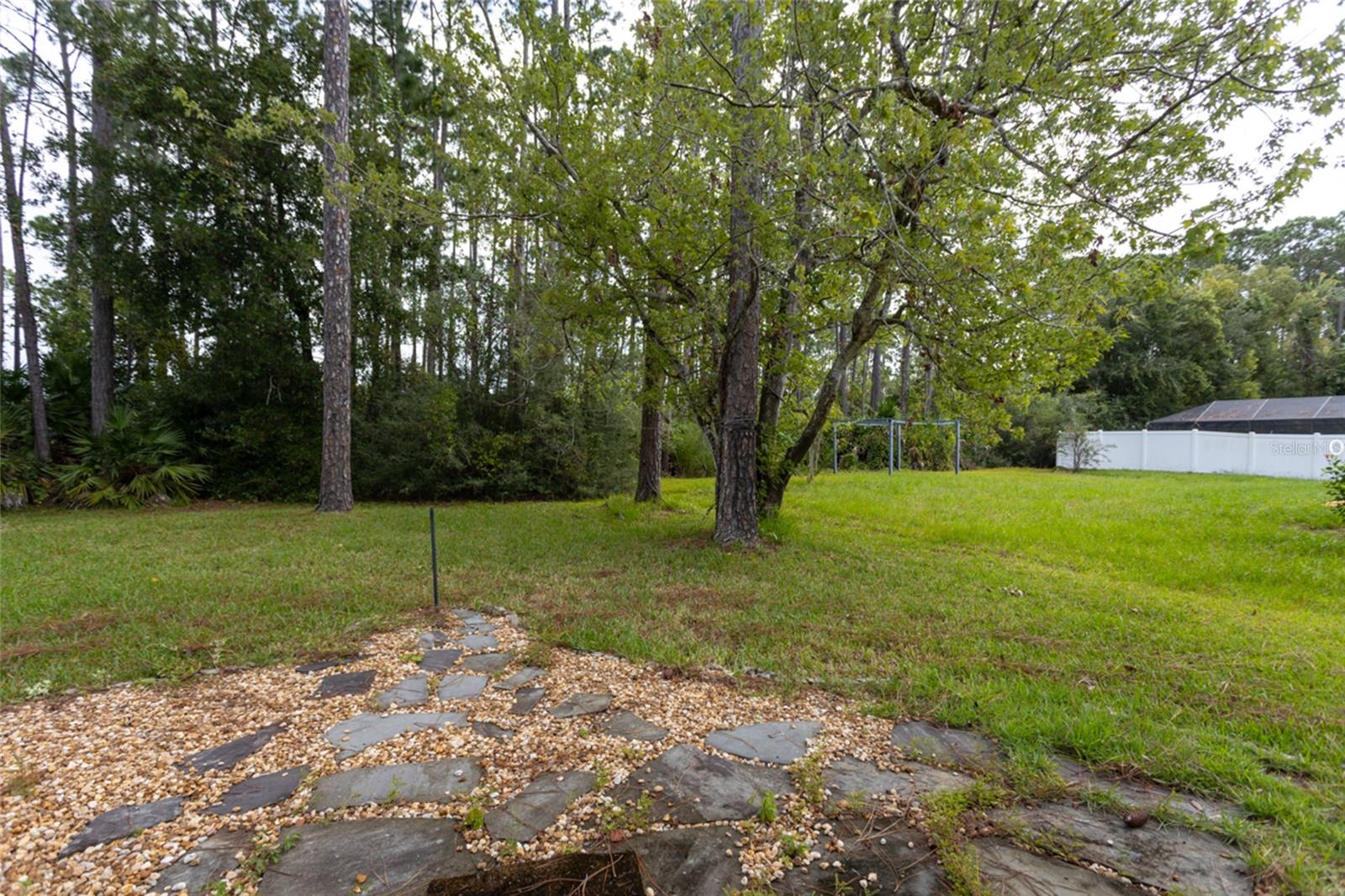 Image 19 of 20 For 28 Beacon Mill Lane