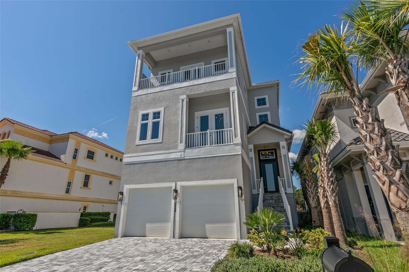 Image 4 of 72 For 228 Yacht Harbor Drive