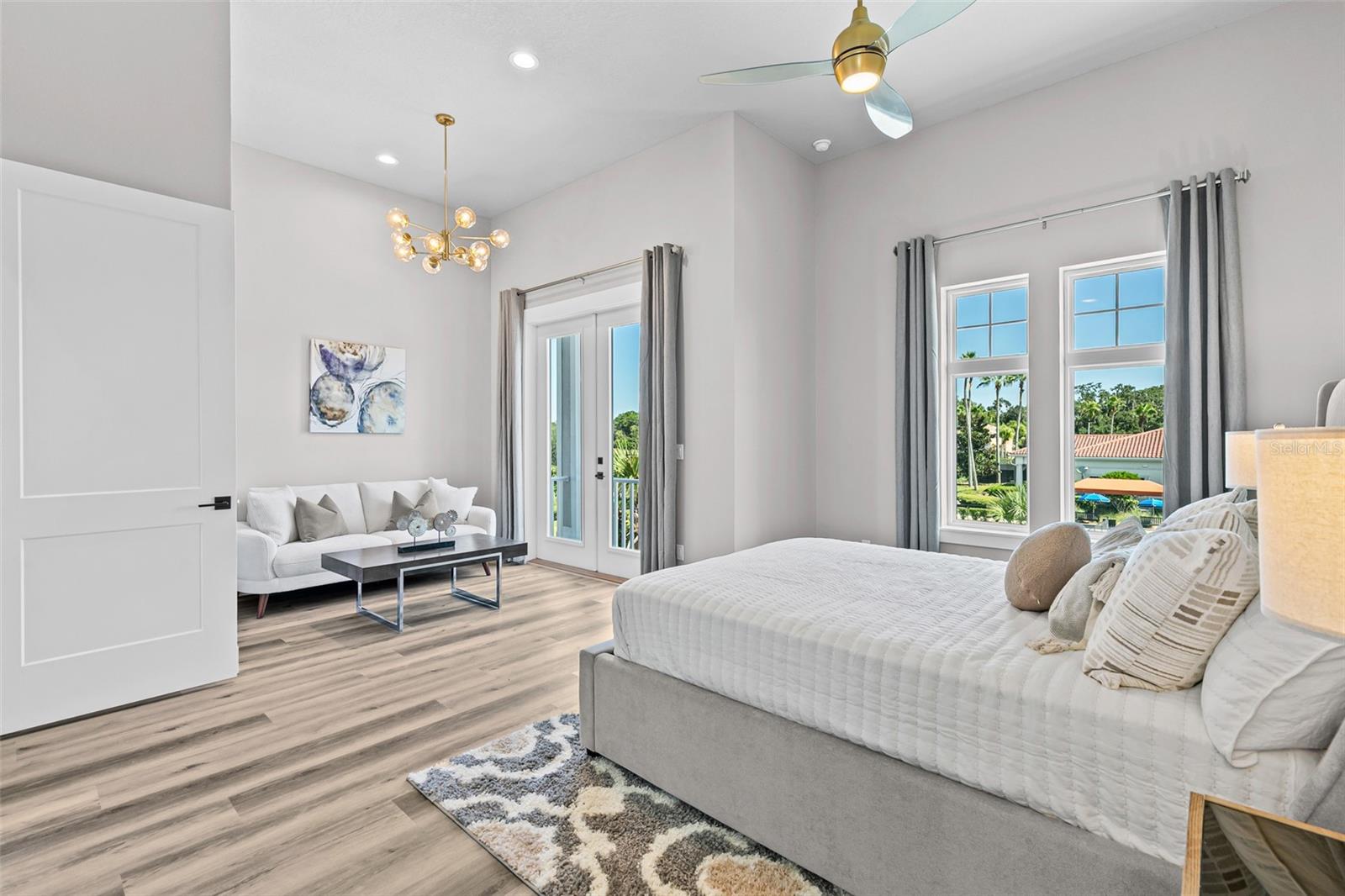 Image 43 of 72 For 228 Yacht Harbor Drive