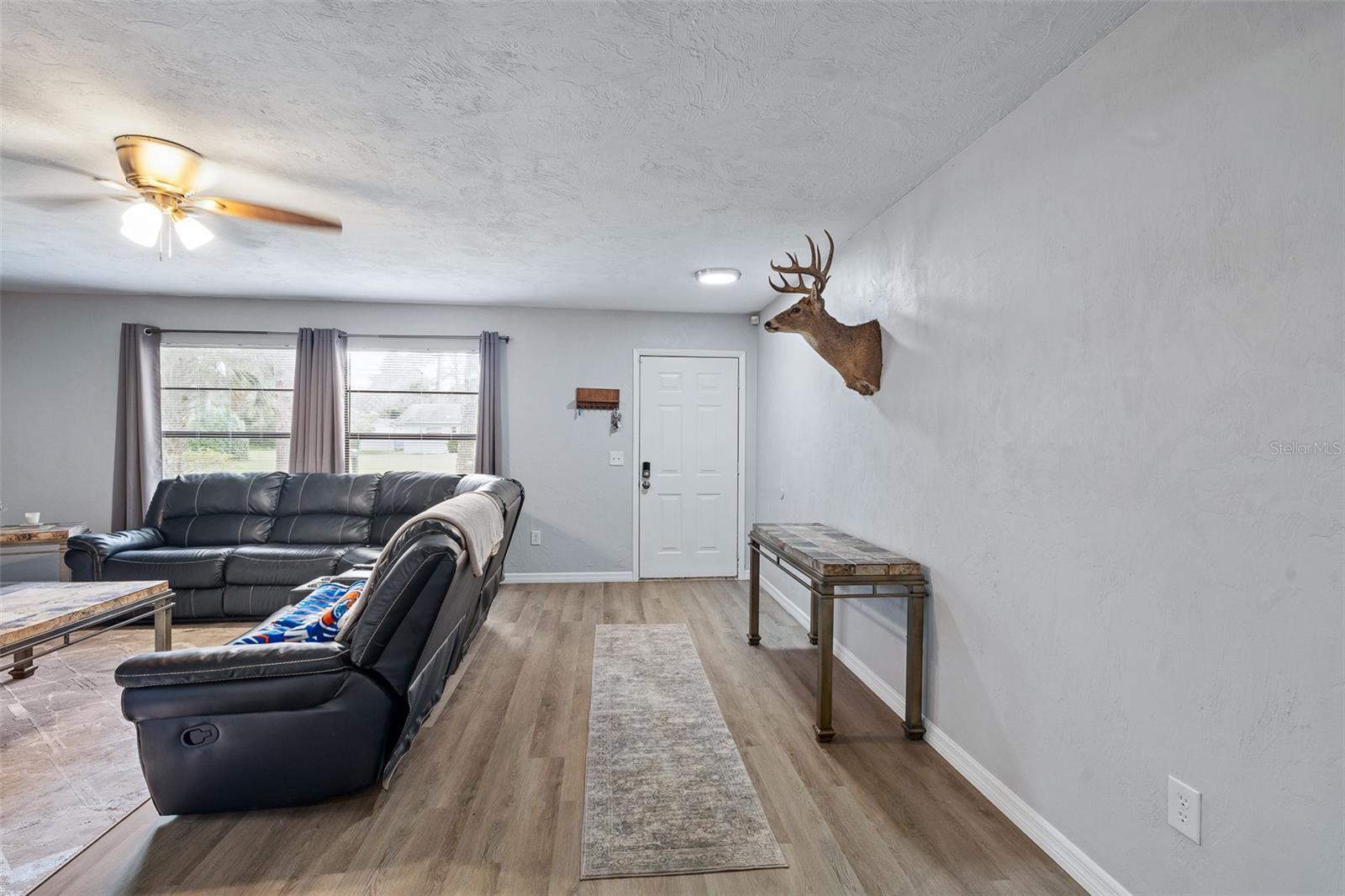 Image 10 of 55 For 2627 Unity Tree Drive