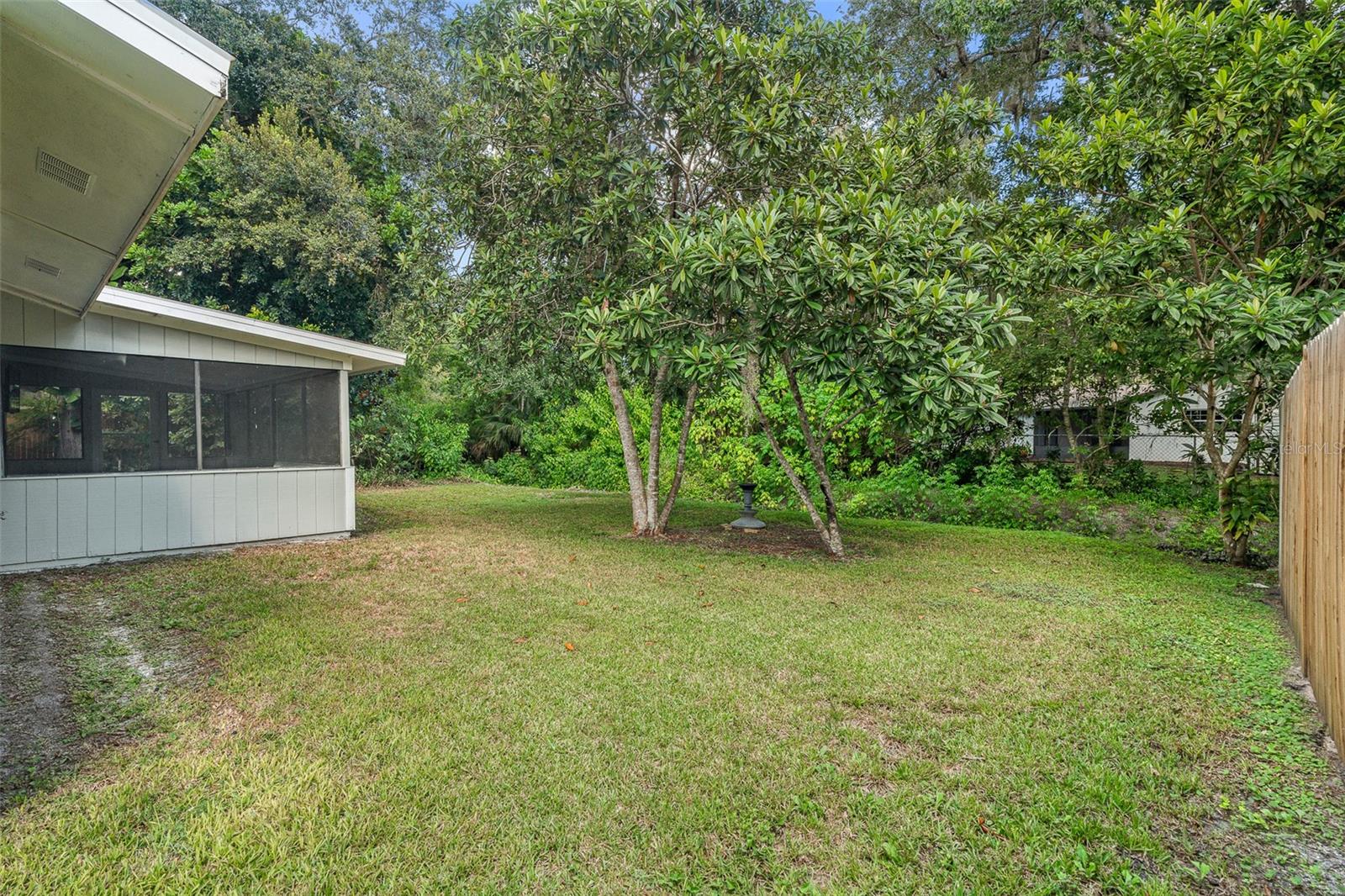 Image 5 of 55 For 2627 Unity Tree Drive