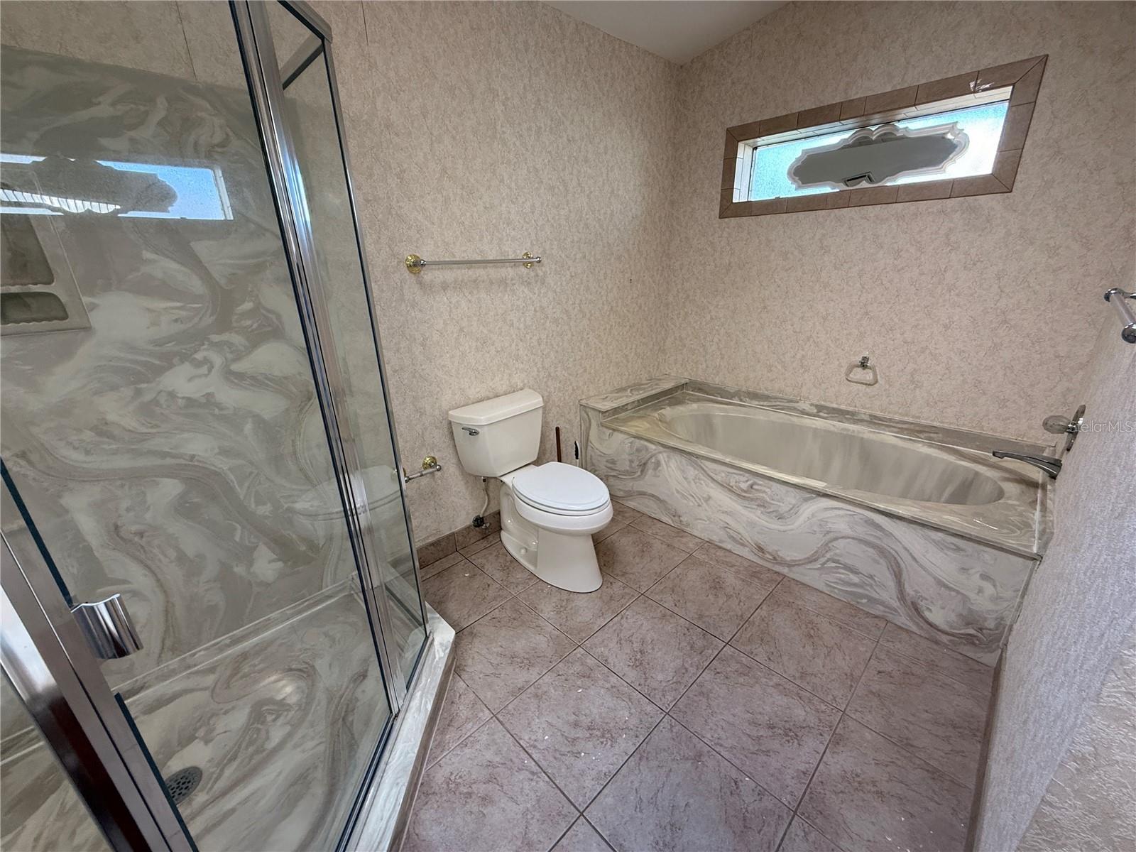 Image 13 of 26 For 18 Fordham Lane