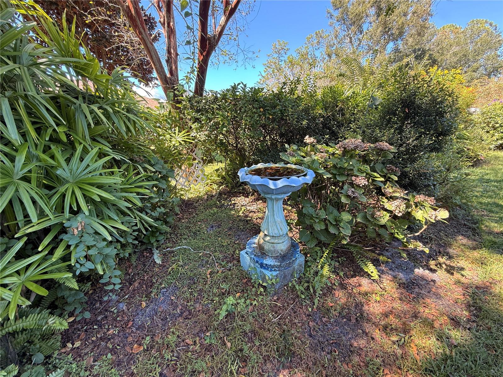 Image 23 of 26 For 18 Fordham Lane