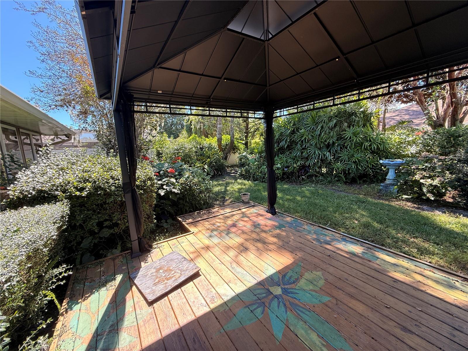 Image 24 of 26 For 18 Fordham Lane