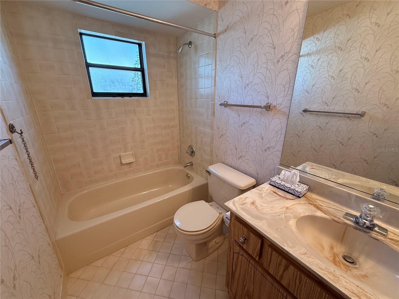 Image 8 of 26 For 18 Fordham Lane