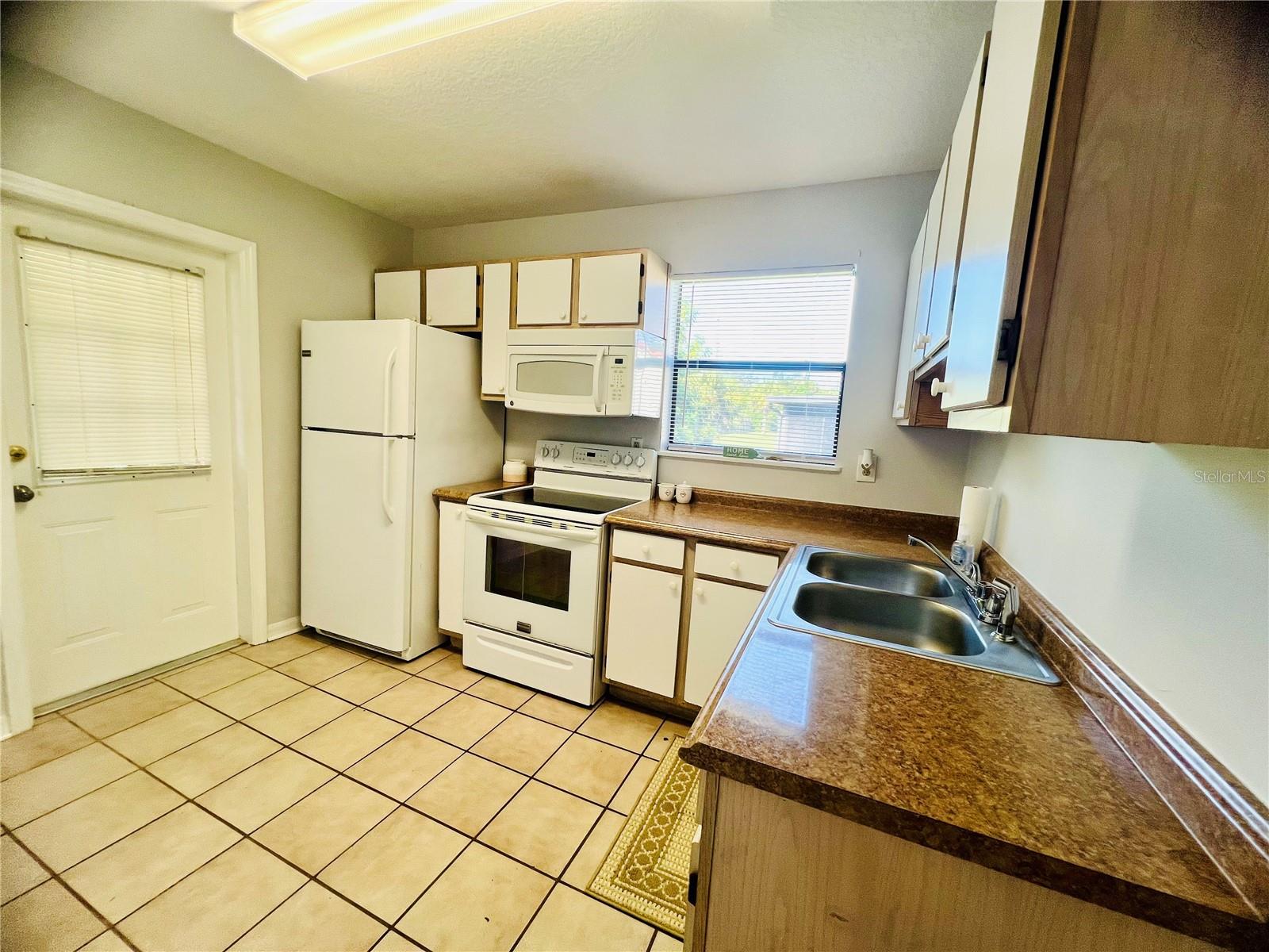 Image 12 of 30 For 54 Cardinal Drive B