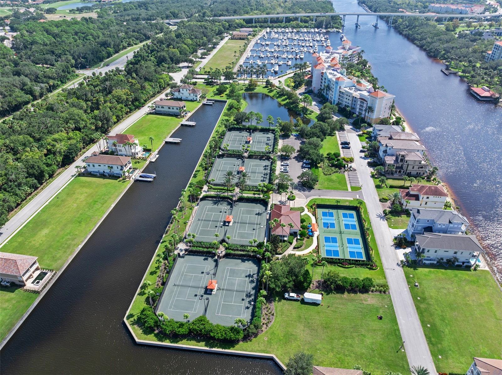 Image 14 of 23 For 278 Harbor Village Point N