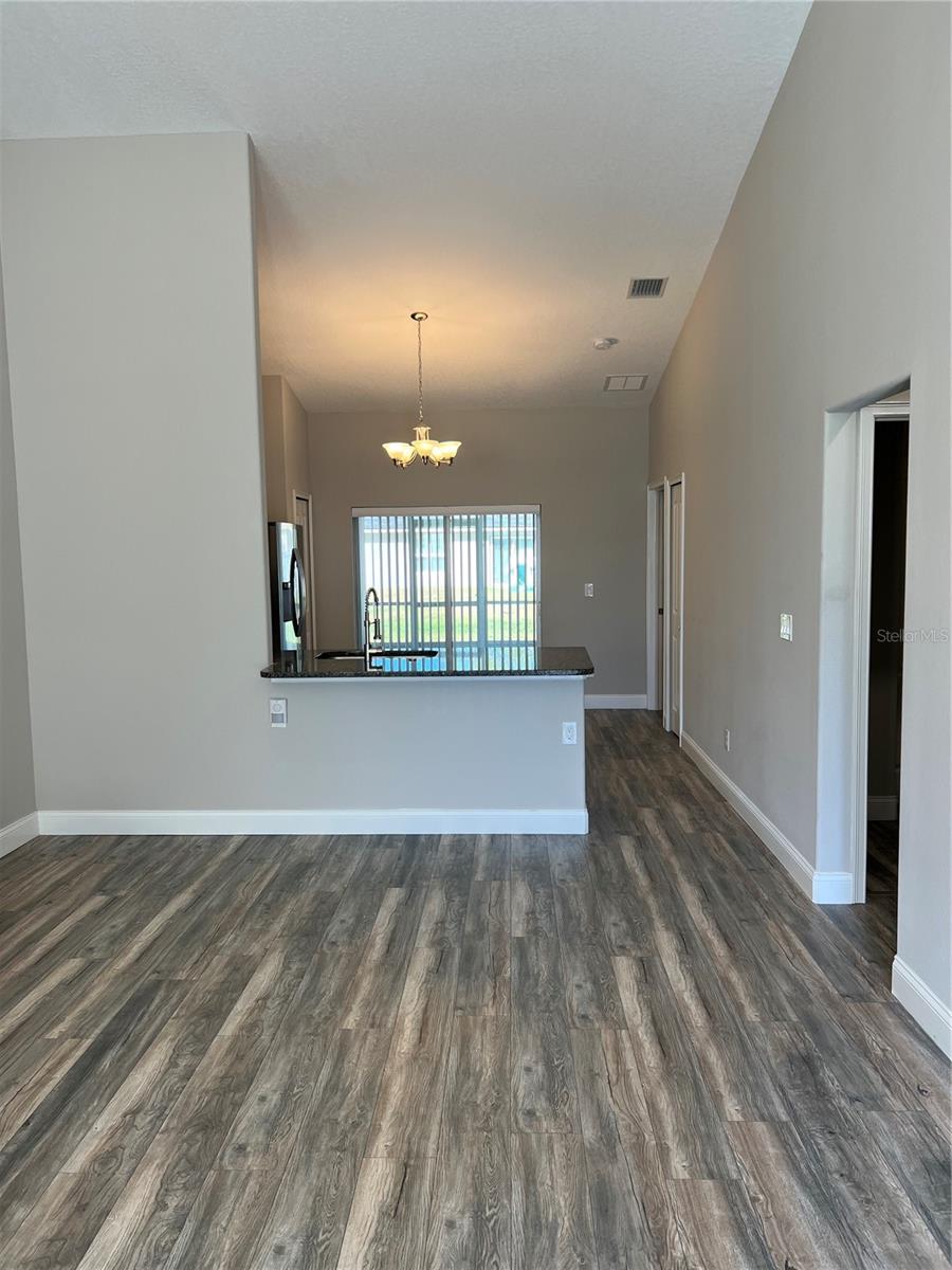 Image 3 of 17 For 41 B Pine Hurst Ln