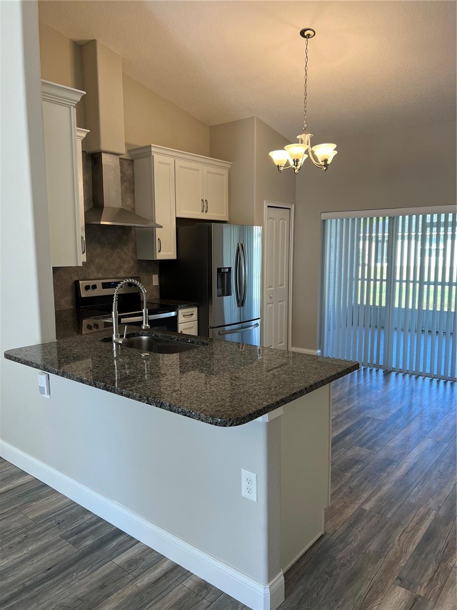 Image 4 of 17 For 41 B Pine Hurst Ln