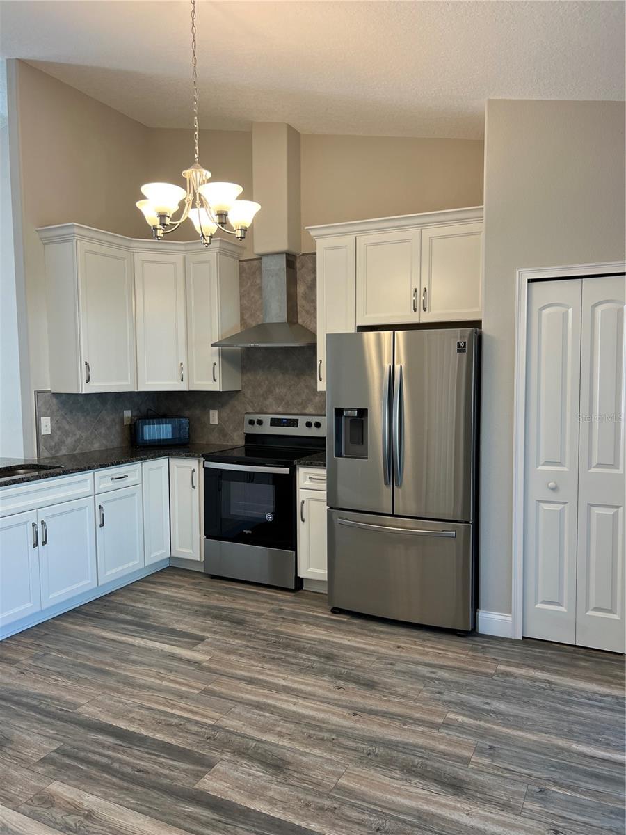 Image 5 of 17 For 41 B Pine Hurst Ln