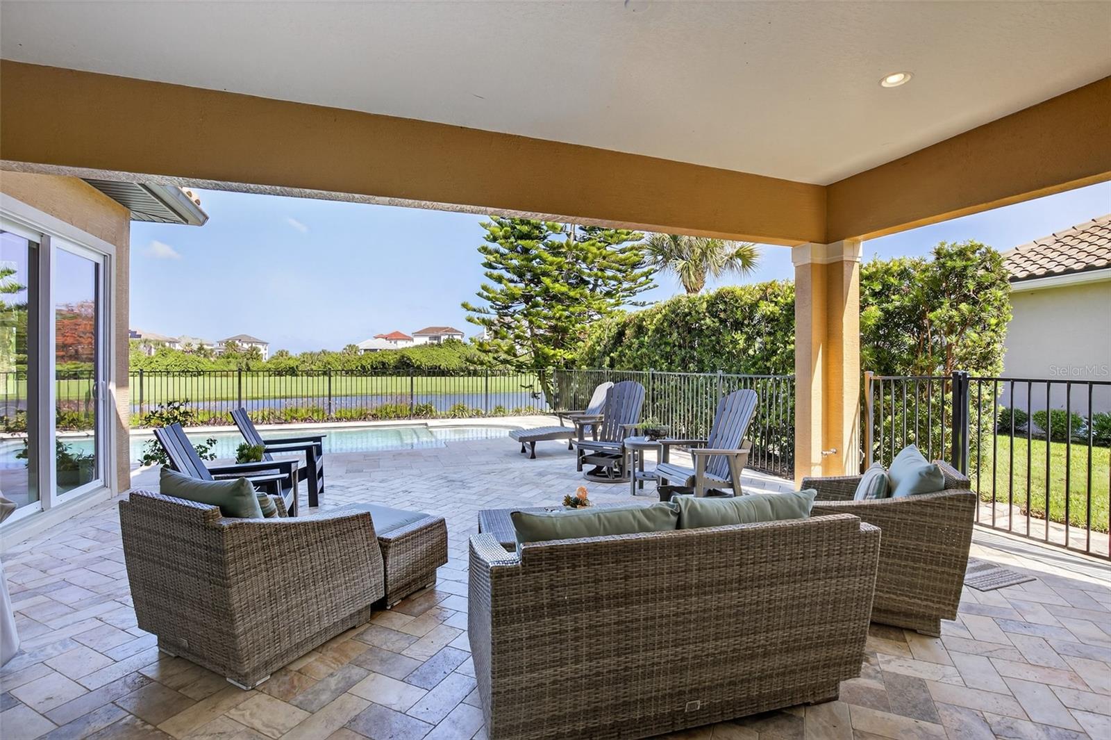 Image 23 of 79 For 23 Cypresswood Drive S