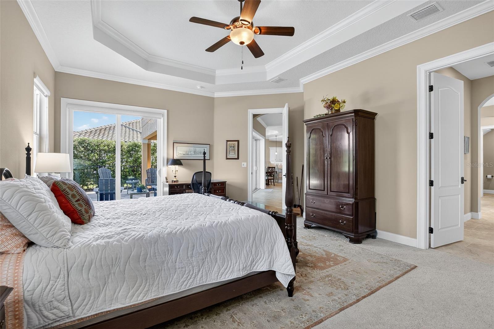 Image 31 of 79 For 23 Cypresswood Drive S