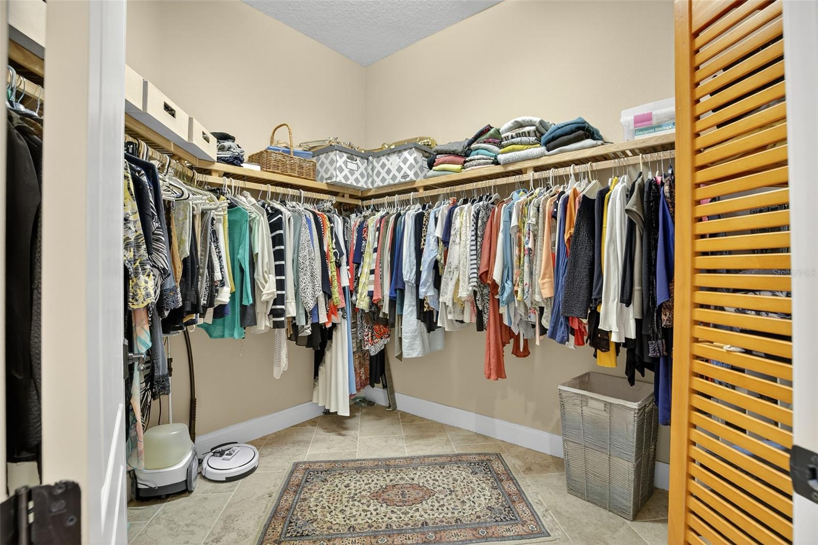 Image 39 of 79 For 23 Cypresswood Drive S