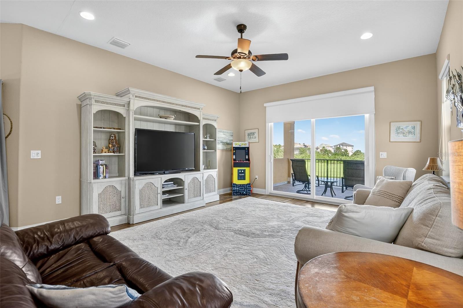 Image 44 of 79 For 23 Cypresswood Drive S