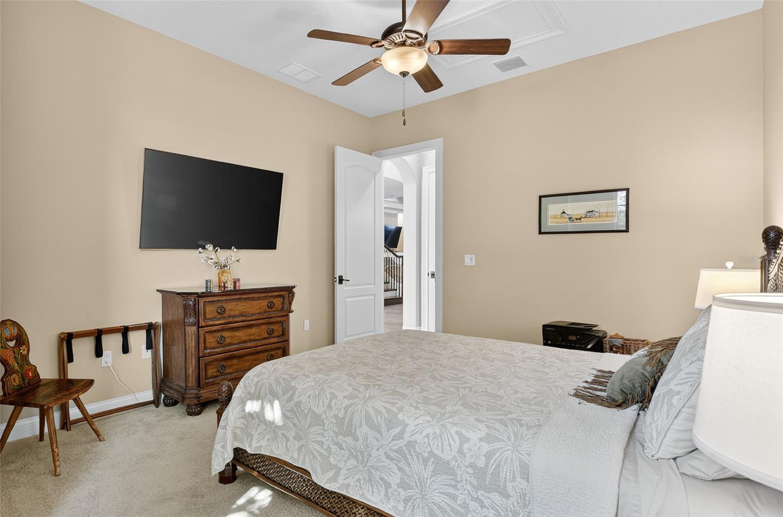Image 6 of 79 For 23 Cypresswood Drive S