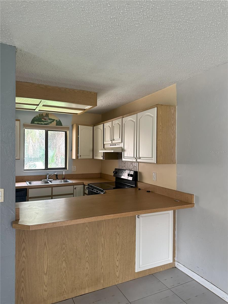 Image 3 of 8 For 68 Point Pleasant Drive