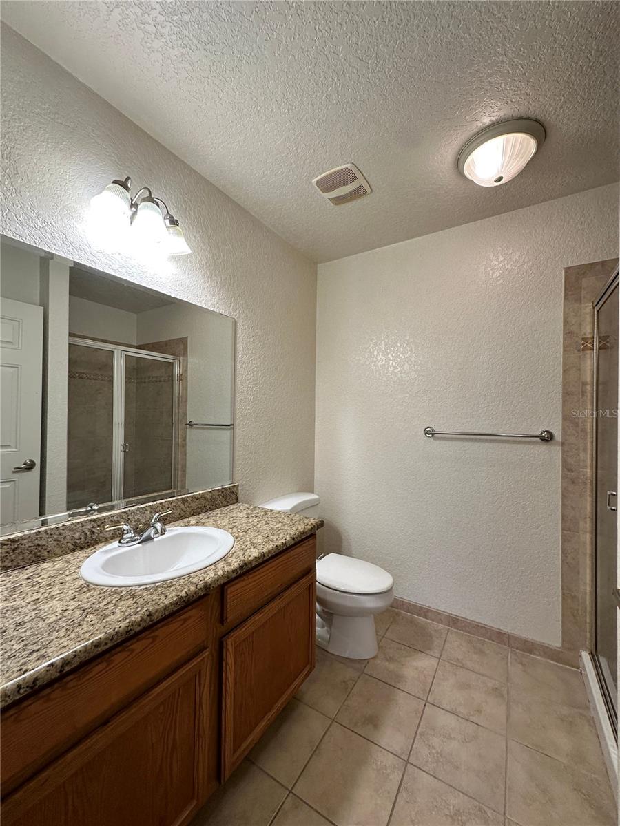 Image 10 of 16 For 4600 Moody Boulevard 15f