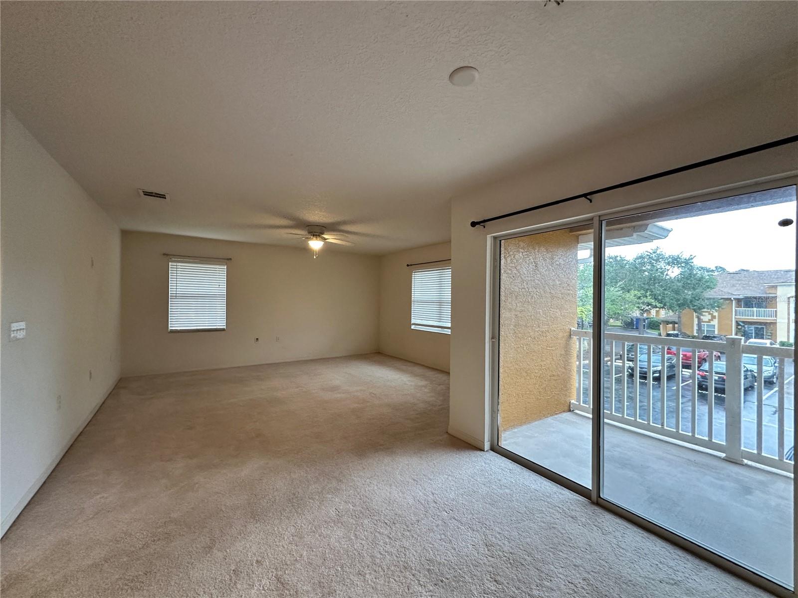 Image 3 of 16 For 4600 Moody Boulevard 15f