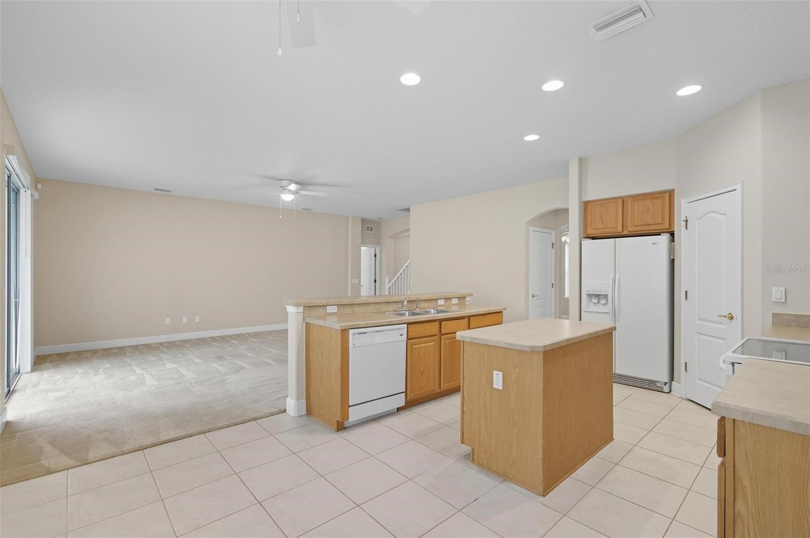 Image 20 of 66 For 18 Ullman Court