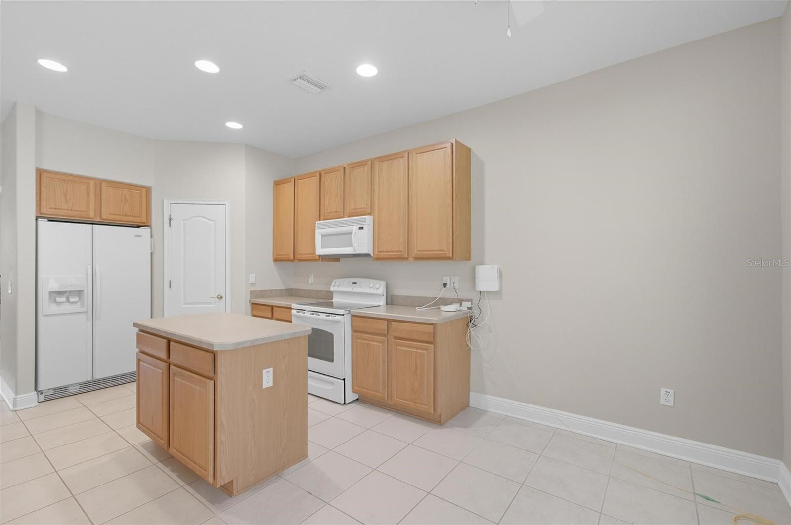 Image 21 of 66 For 18 Ullman Court
