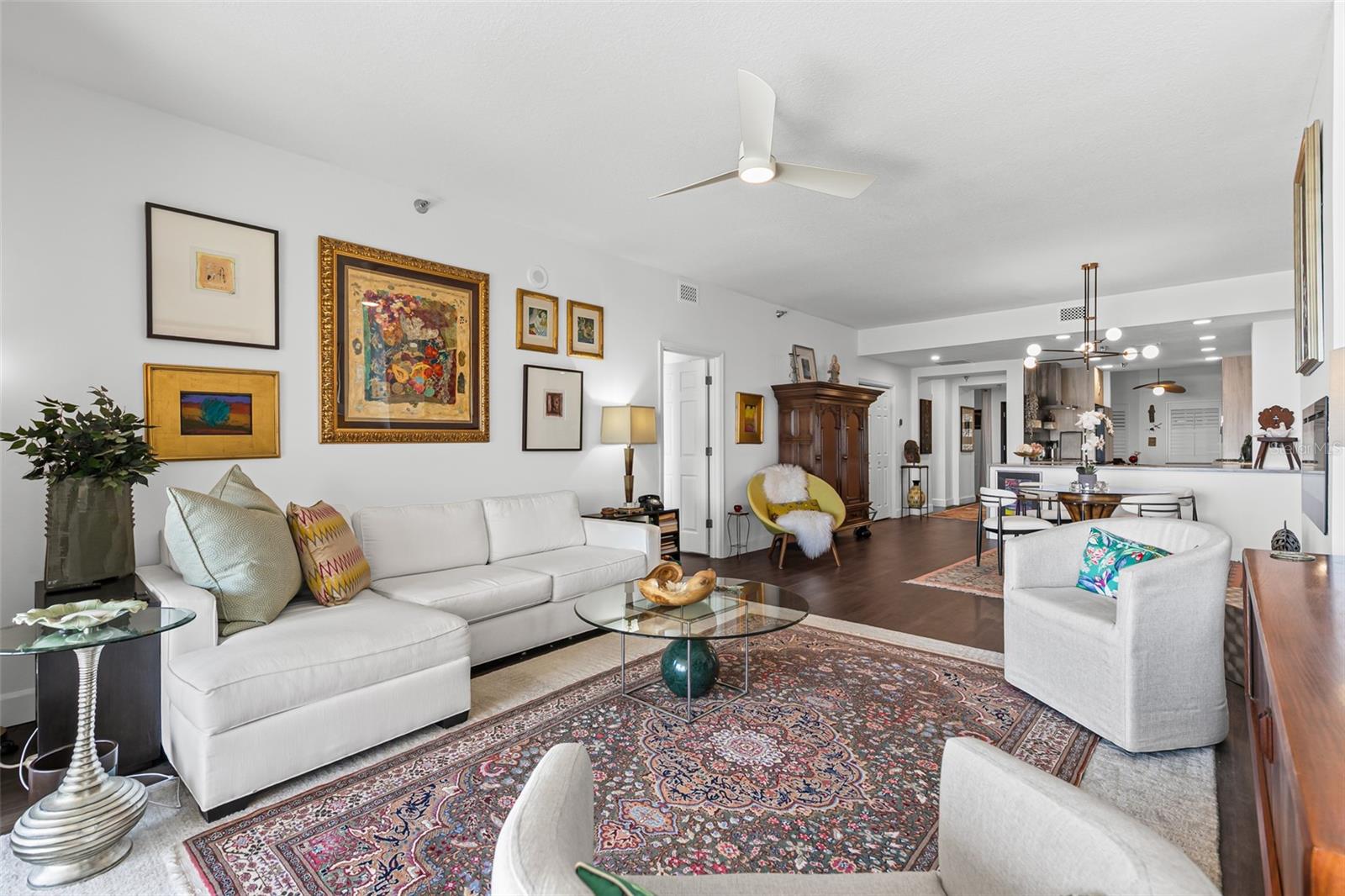 Image 17 of 35 For 11 Avenue De La Mer  1105