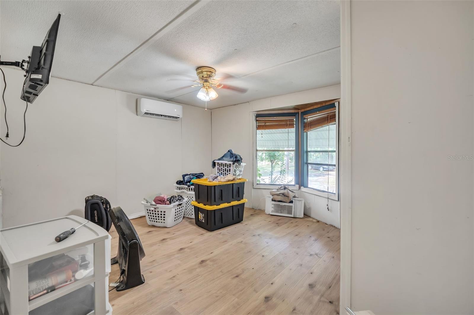 Image 10 of 44 For 2110 Poinsettia Drive