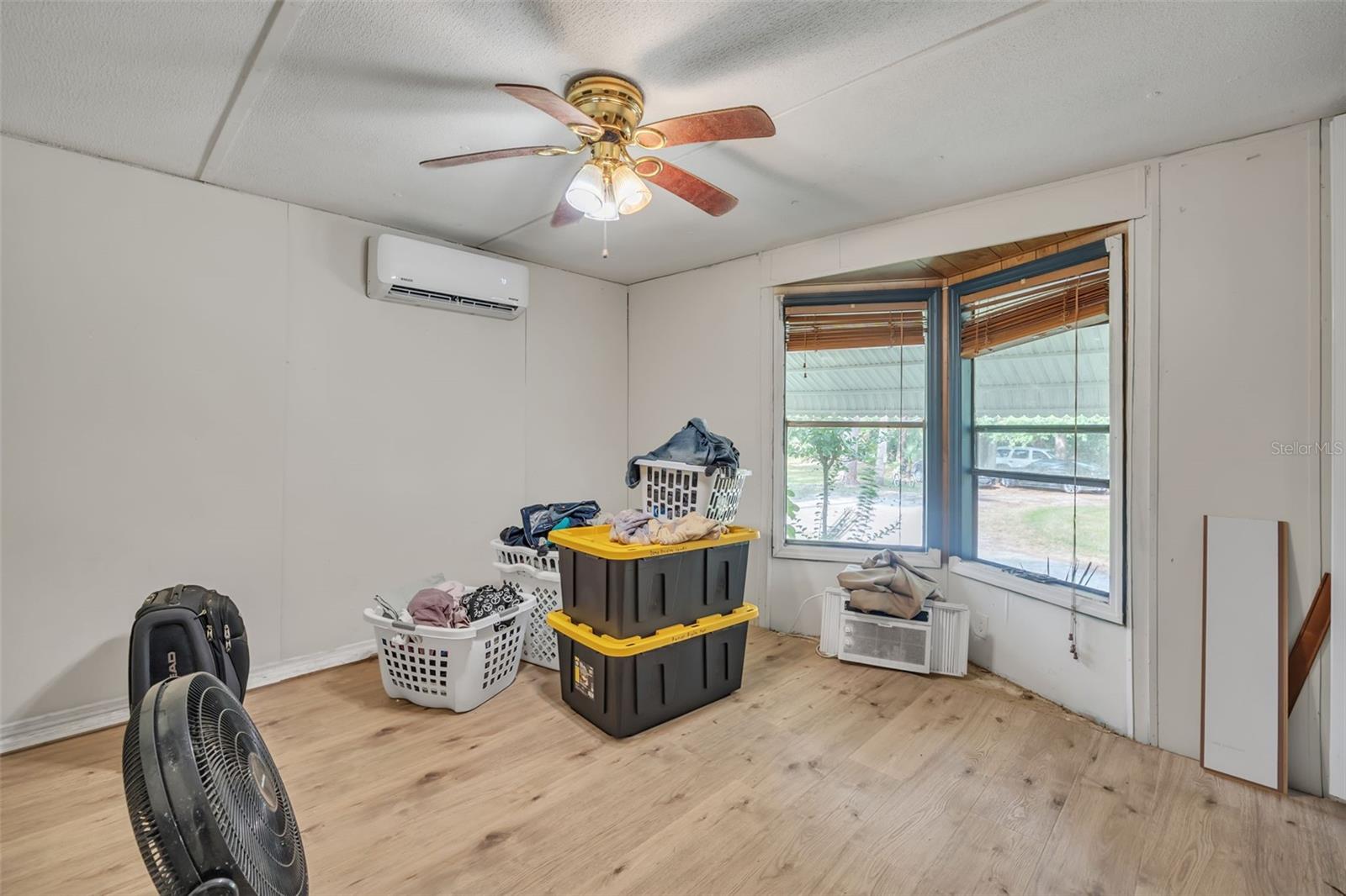 Image 11 of 44 For 2110 Poinsettia Drive
