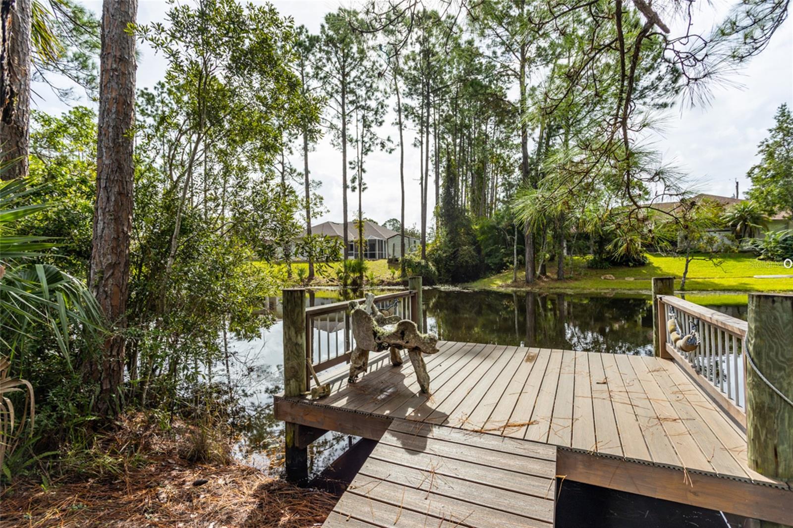 Image 36 of 51 For 19 Waterford Place