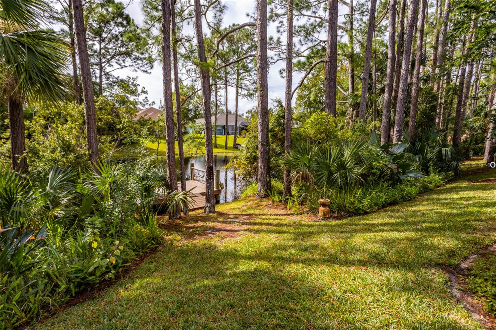 Image 40 of 51 For 19 Waterford Place